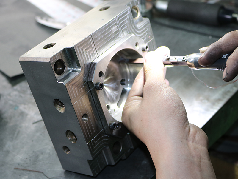 高精密模具配件具有的特性